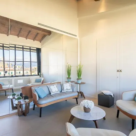 Appartamento Attico Ponte Vecchio Vista Duomo+parking+terrazzo