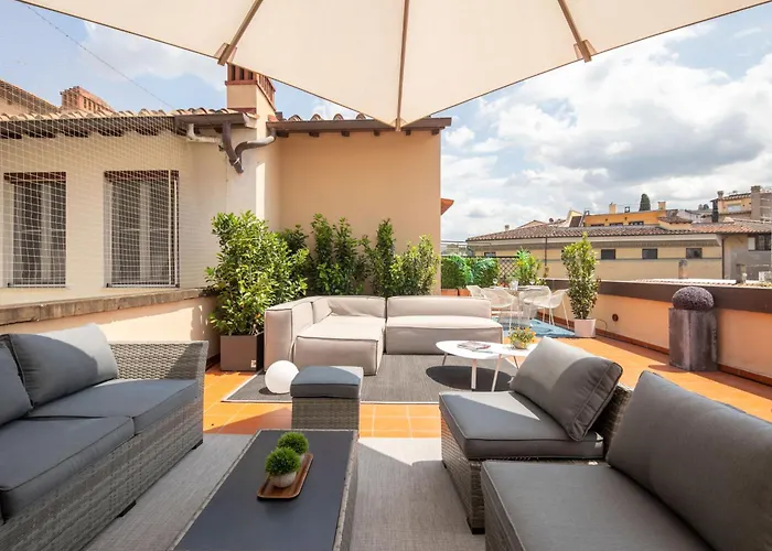 Appartamento Attico Ponte Vecchio Vista Duomo+parking+terrazzo Firenze